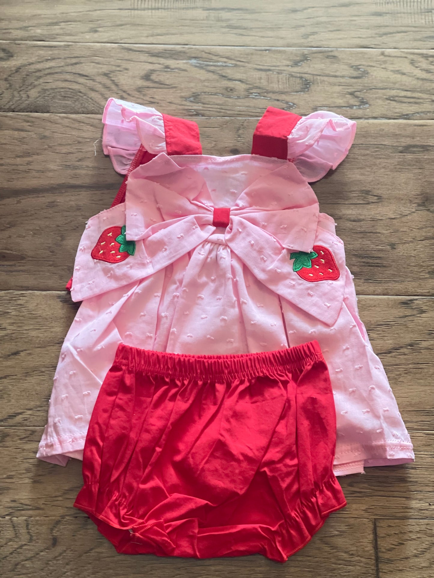 Swiss Dot Strawberry Bloomer Set