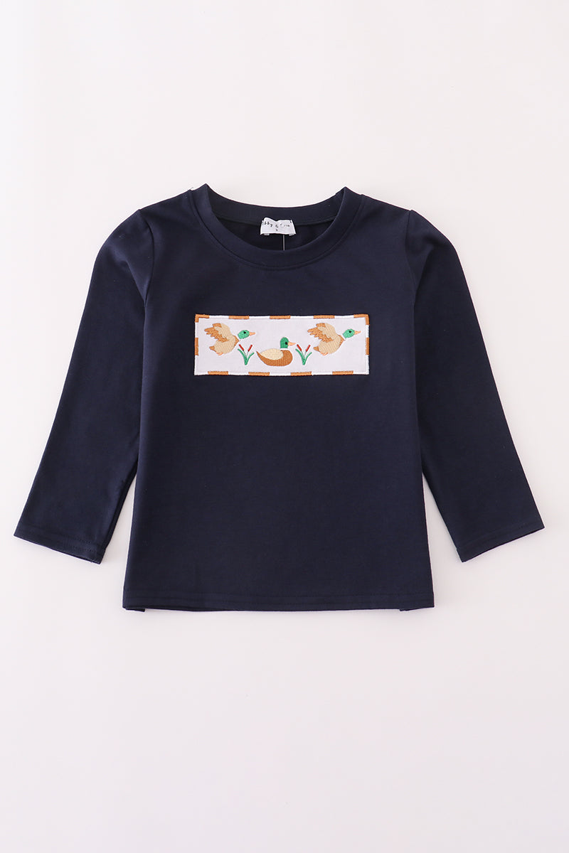 Navy duck embroidery top
