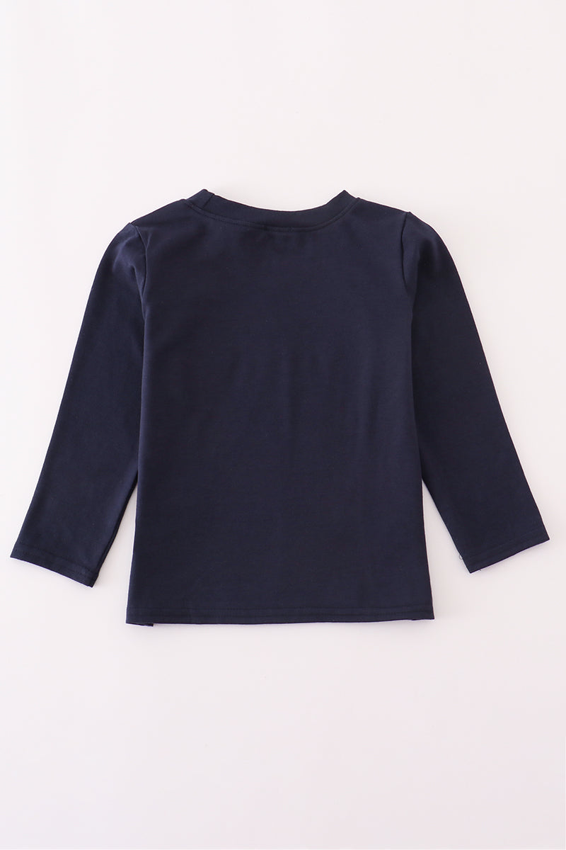 Navy duck embroidery top