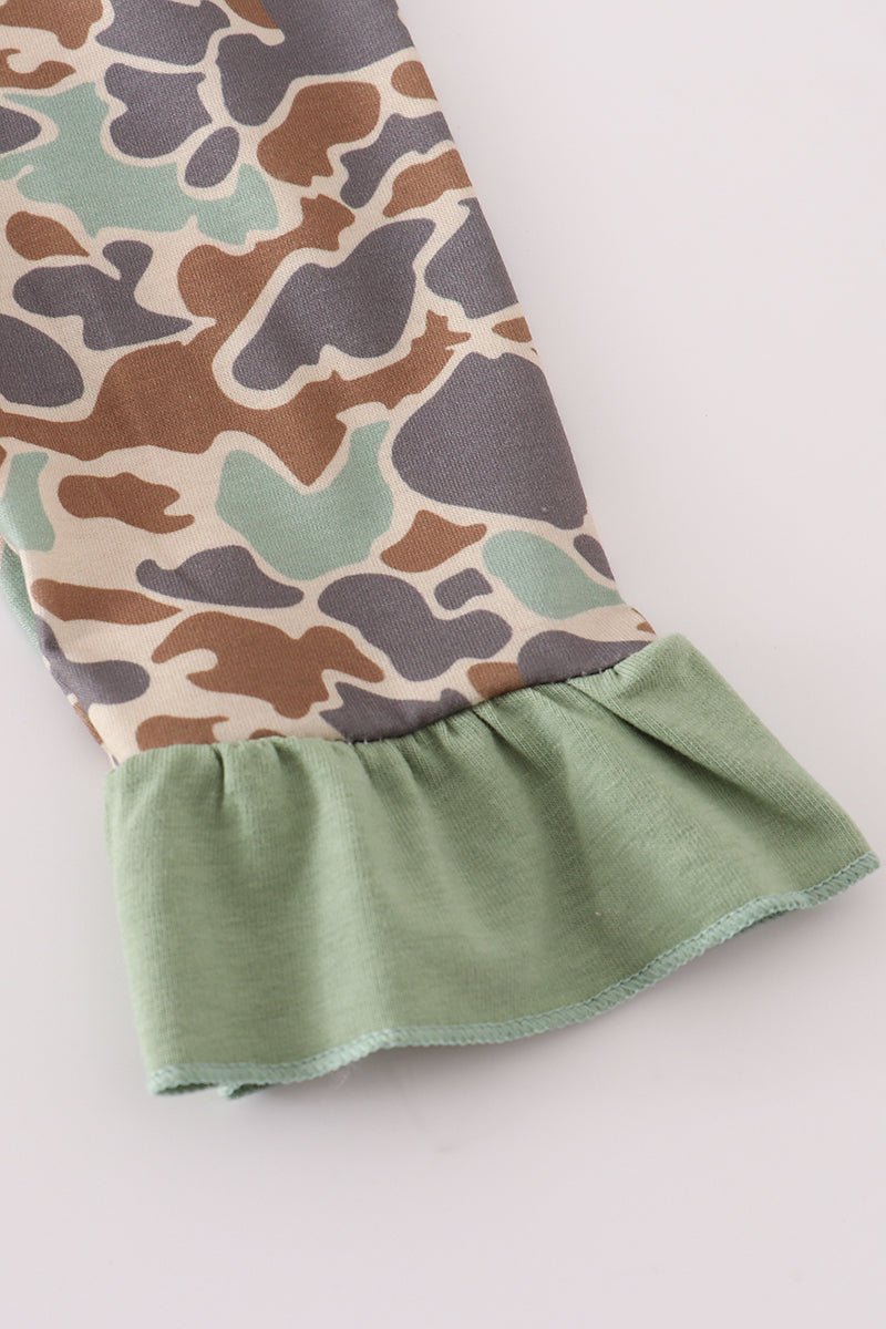 Camouflage duck embroidery ruffle hoodie