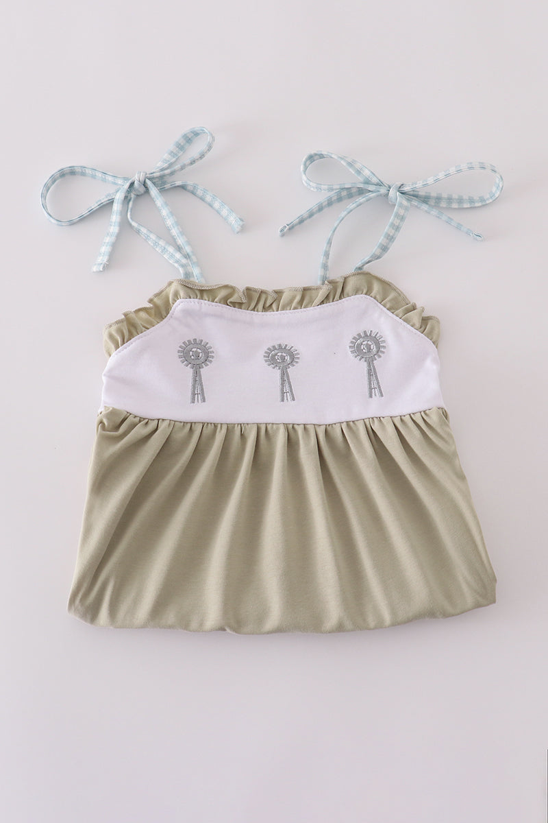 Green farm windmill embroidery ruffle shorts set